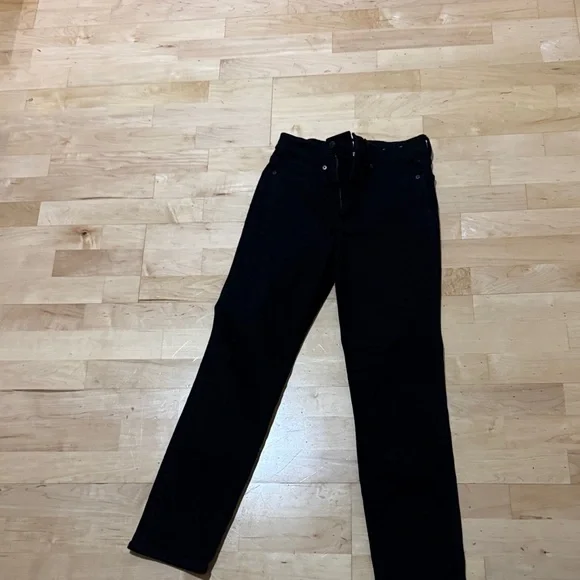 Madewell Women's Straight Leg Black Jeans - Picture 4 of 9